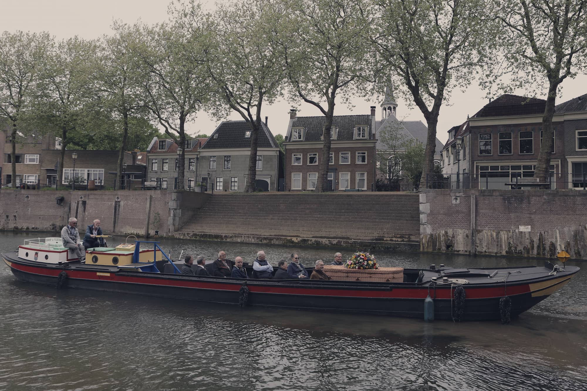 Nieuwegeinse uitvaart - Een tocht van ongeveer een uur Nieuwegeinse uitvaart - Een tocht van ongeveer een uur
